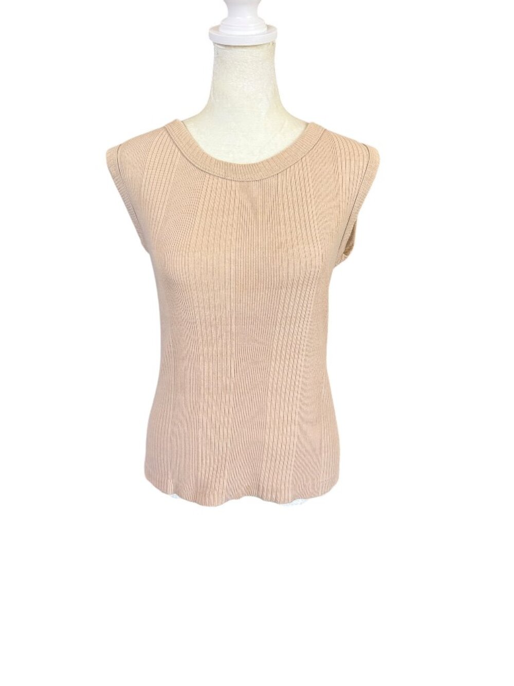 Just Maggie women's beige sleeveless stretchy ribbed pullover tank top